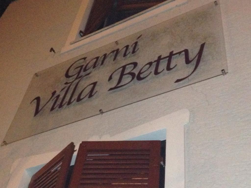 Garni Villa Betty Merano Luaran gambar